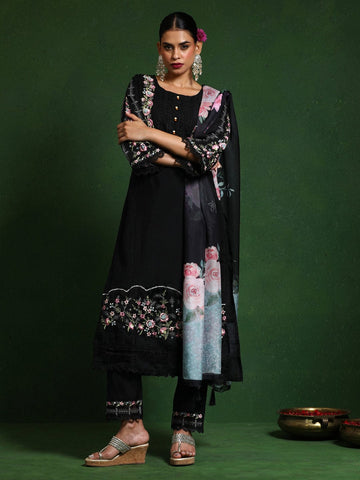 Varanga Women Floral Heavy Thread Embroidered Schffili Hem Kurta With Trouser & Dupatta